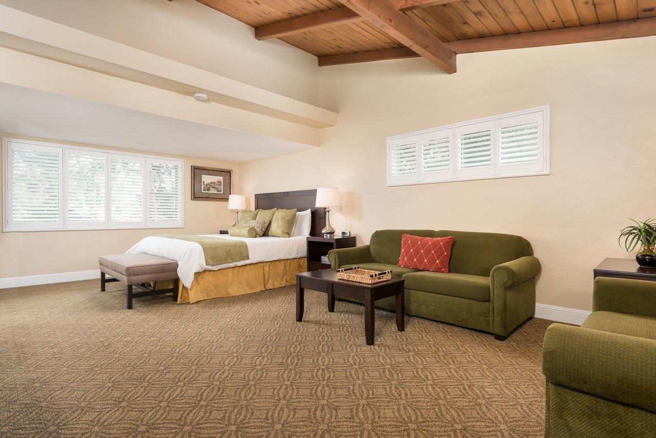 Country Inn Motel Palo Alto Eksteriør bilde
