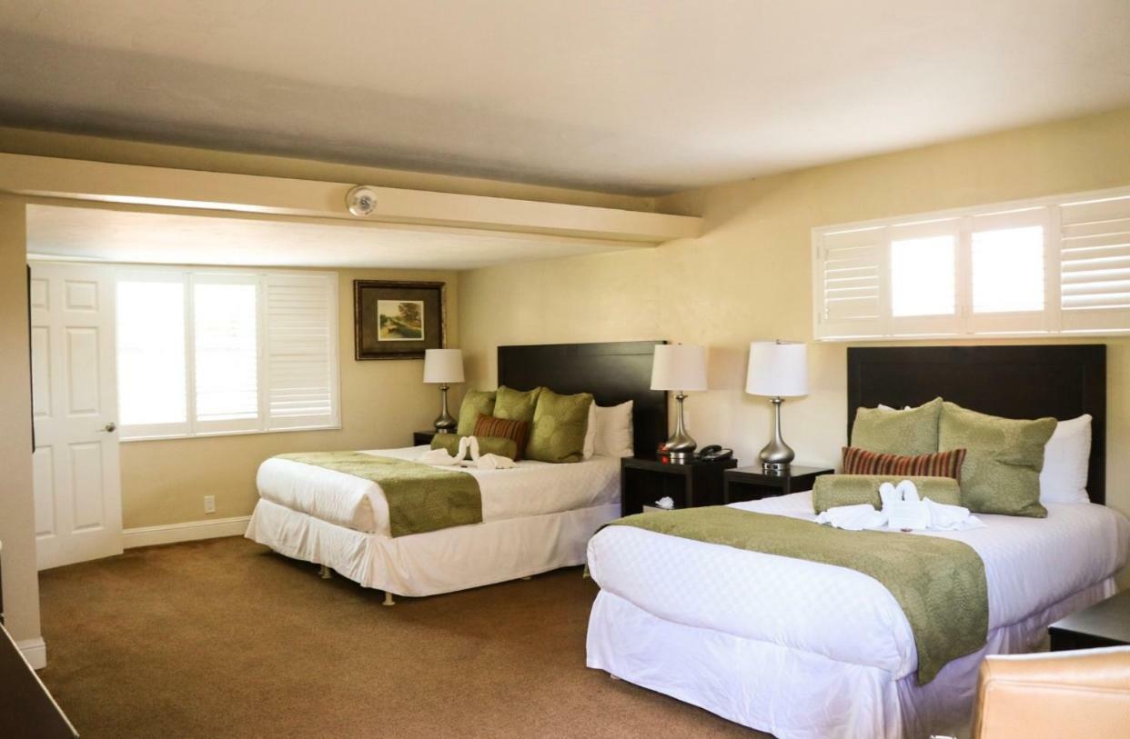 Country Inn Motel Palo Alto Eksteriør bilde